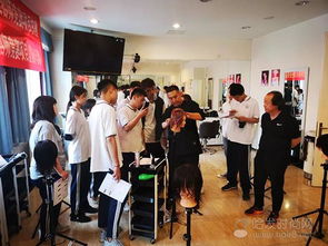 第九屆北京市商業(yè)服務業(yè)技能大賽美發(fā)師美容師競賽項目初賽與培訓圓滿落幕